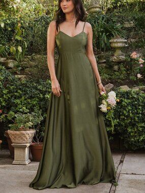 SHOW ME YOUR MUMU // Faith Maxi Dress ~ Rich Olive Luxe Satin